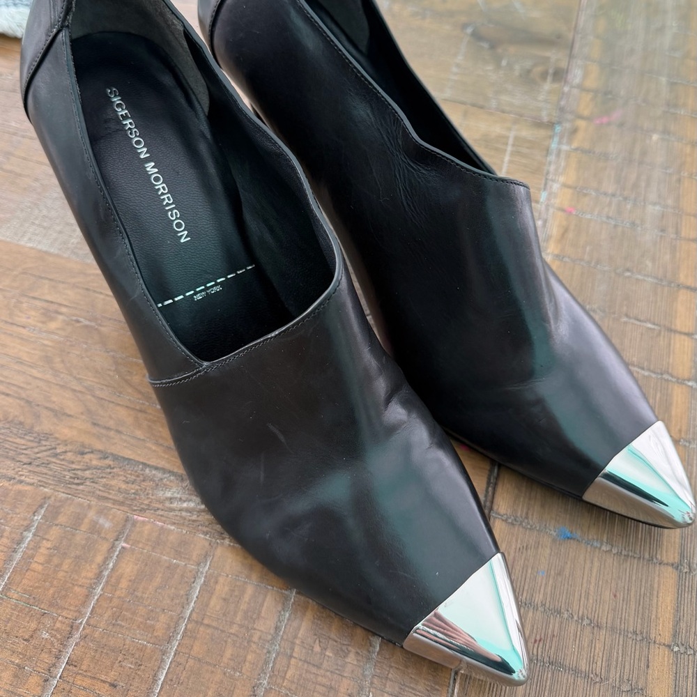 Sigerson Morrison Black Heels with Silver Toe